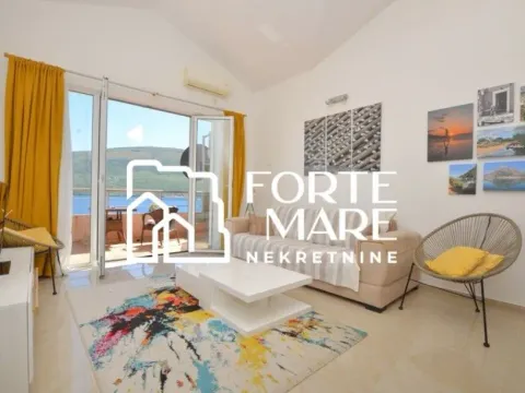 Prodaja, jednosoban stan, 54m², Đenovići, Herceg Novi