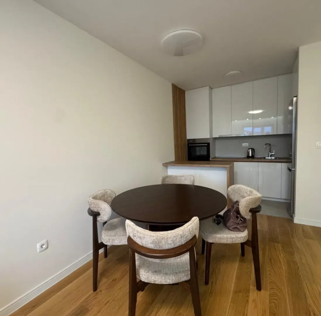 Rent, two bedroom apartment, 72m², Central Point, Podgorica