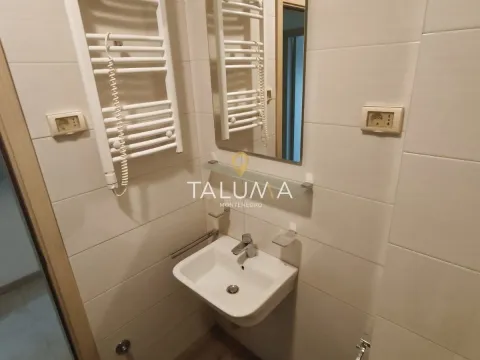 Izdavanje, jednosoban stan, 47m², City Kvart, Podgorica - image 7