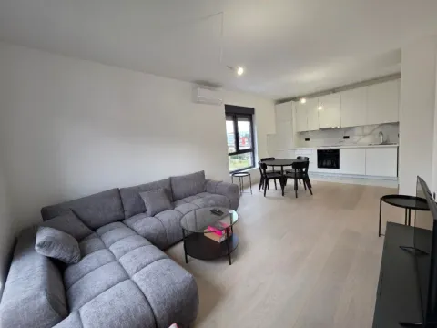 Izdavanje, dvosoban stan, 63m², Preko Morače, Podgorica - image 6