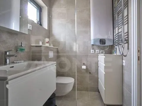 Rent, two bedroom apartment, 62m², Tivat, Crna Gora - image 7