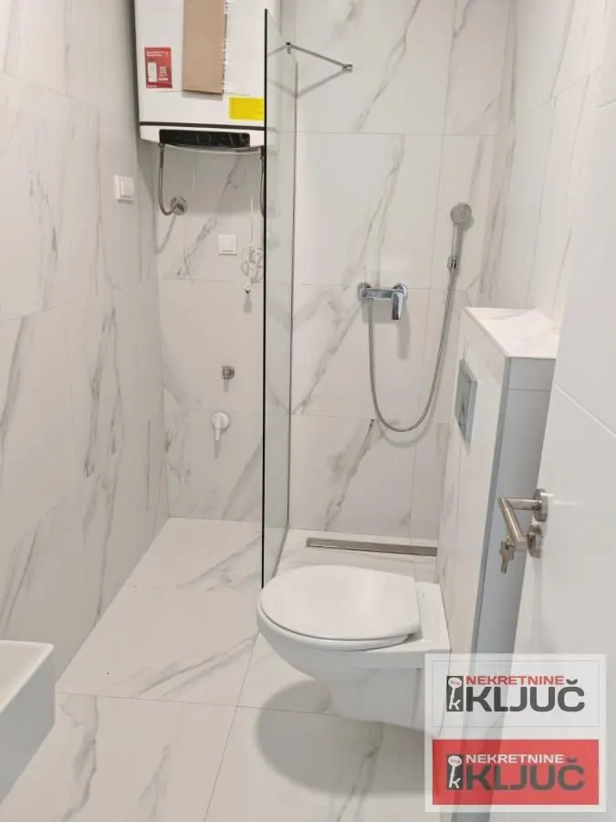 Prodaja, jednosoban stan, 36m², Grbavica, Novi Sad Sve Podlokacije