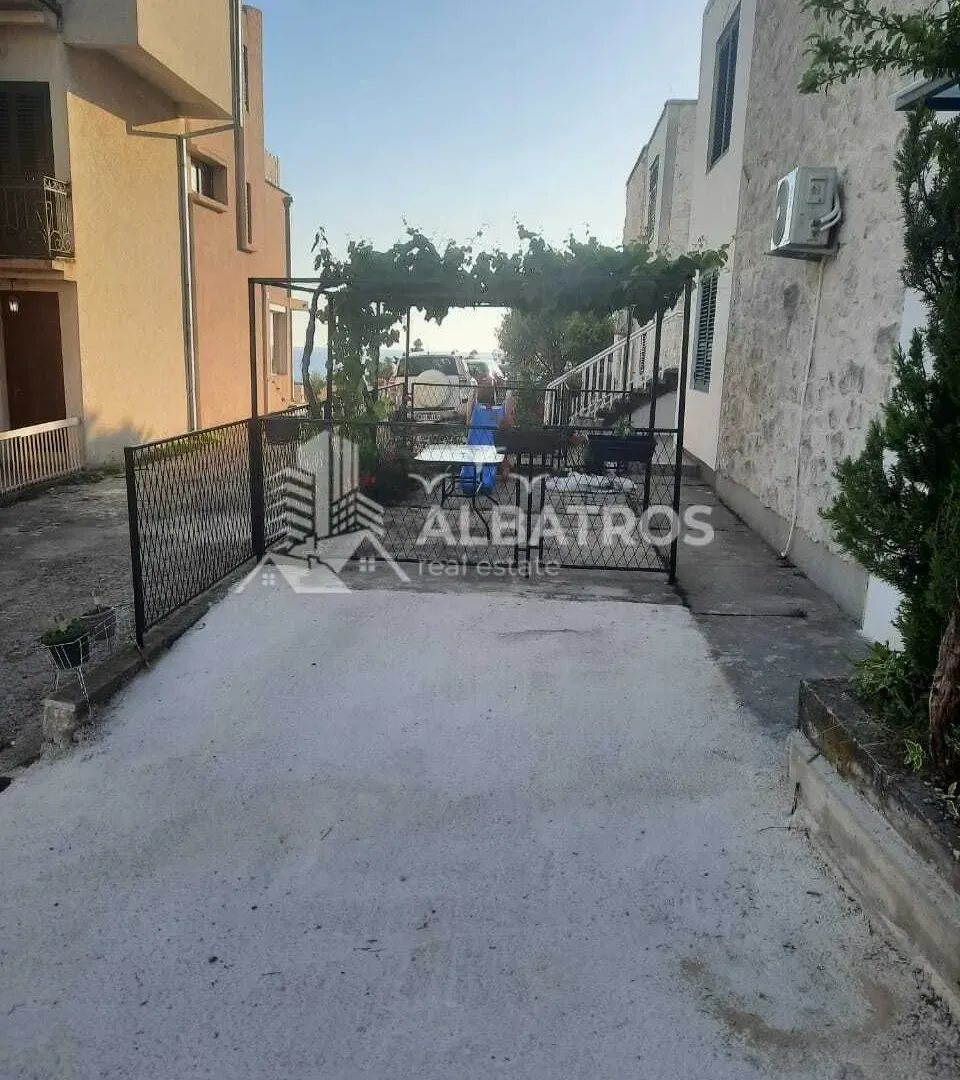 Rent, one bedroom apartment, 52m², Šušanj, Bar