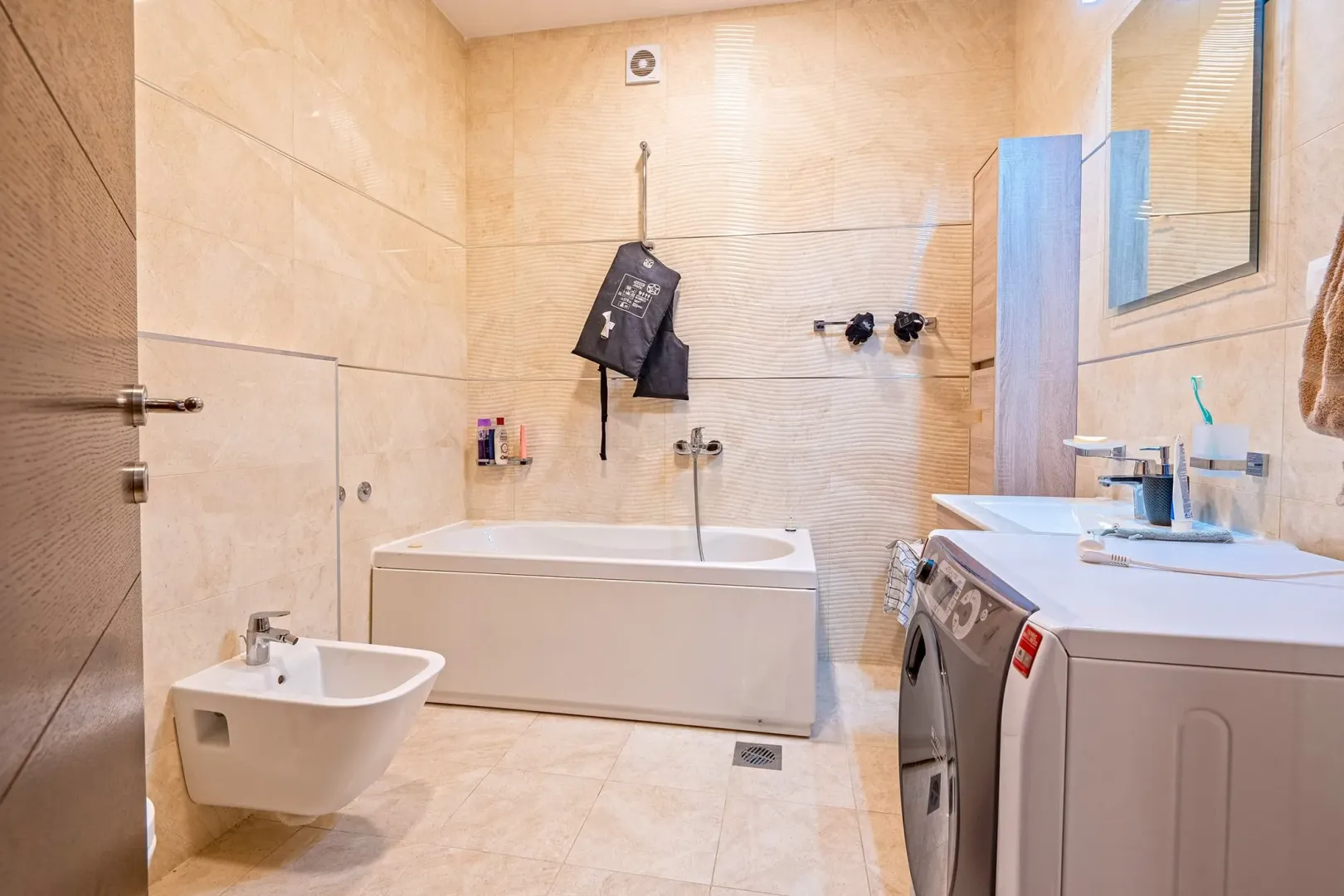 Sale, four bedroom apartment, 170m², Budva, Crna Gora