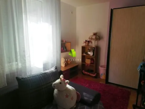 Sale, three bedroom apartment, 80m², Palilula, Niš - image 8