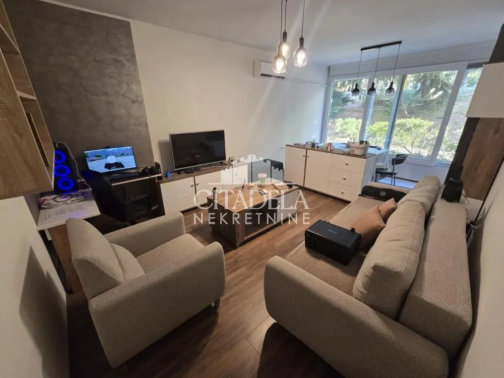 Sale, two bedroom apartment, 56m², Konjarnik, Voždovac Sve Podlokacije