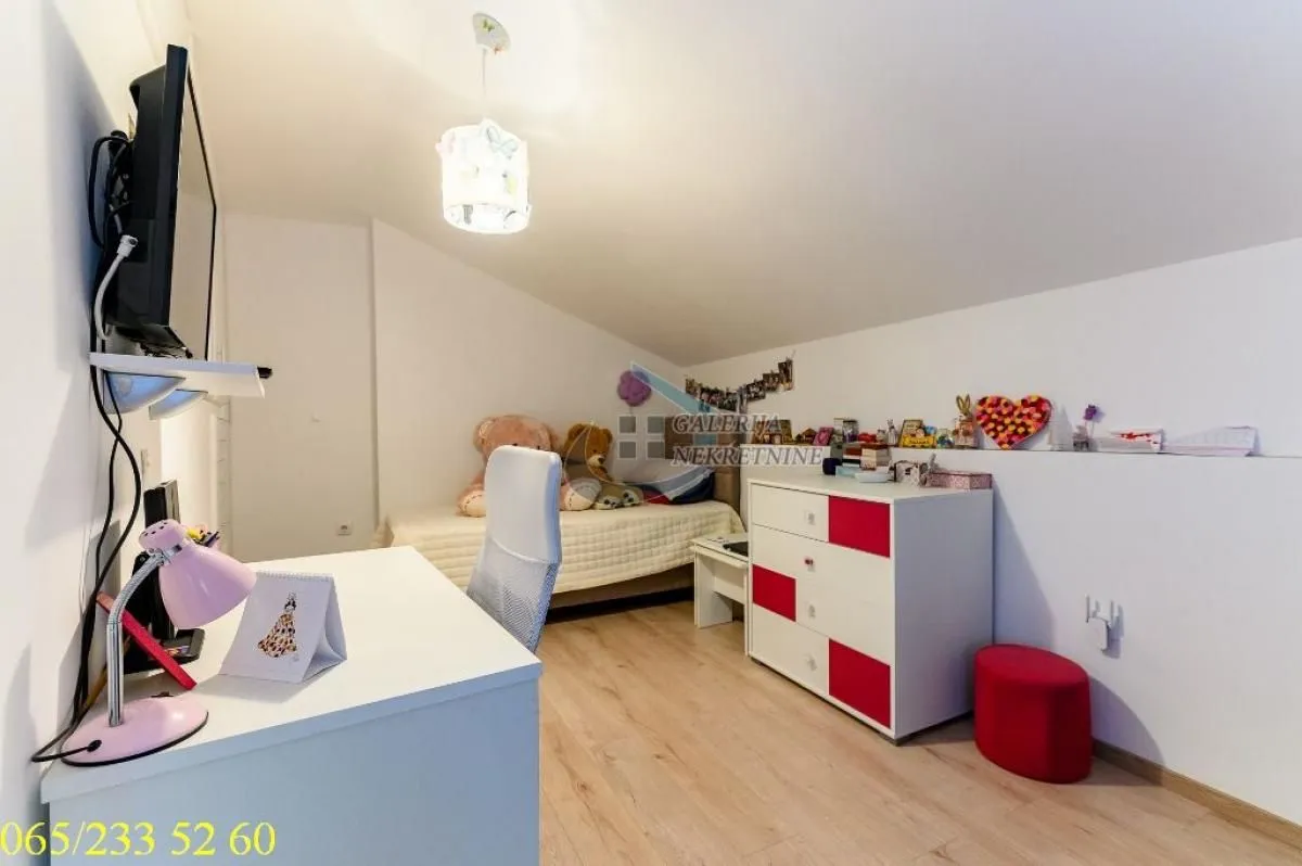 Prodaja, trosoban stan, 62m², Stari Grad, Beograd