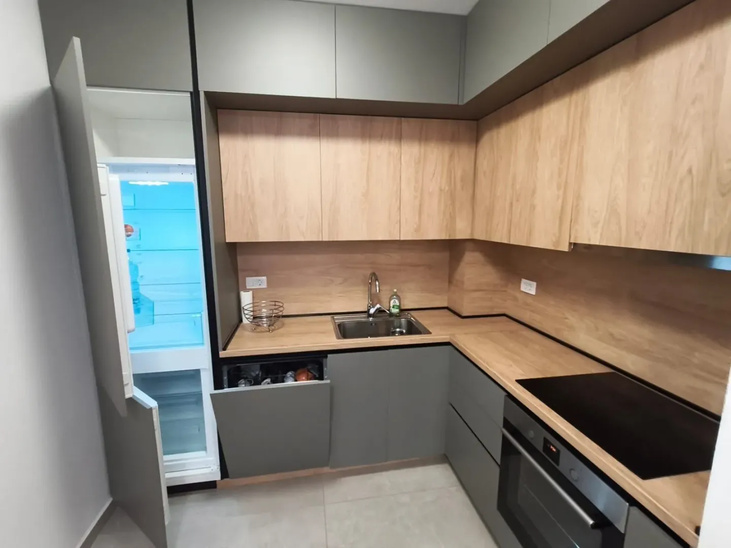 Prodaja, jednosoban stan, 48m², New City, Podgorica