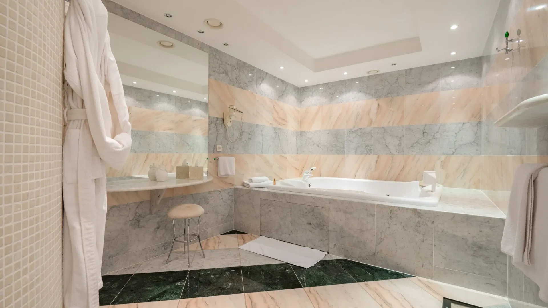 Sale, house, 959m², Budva, Crna Gora