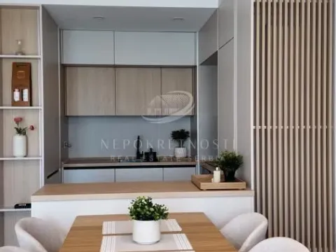 Izdavanje, trosoban stan, 73m², Savski Venac, Beograd - image 6