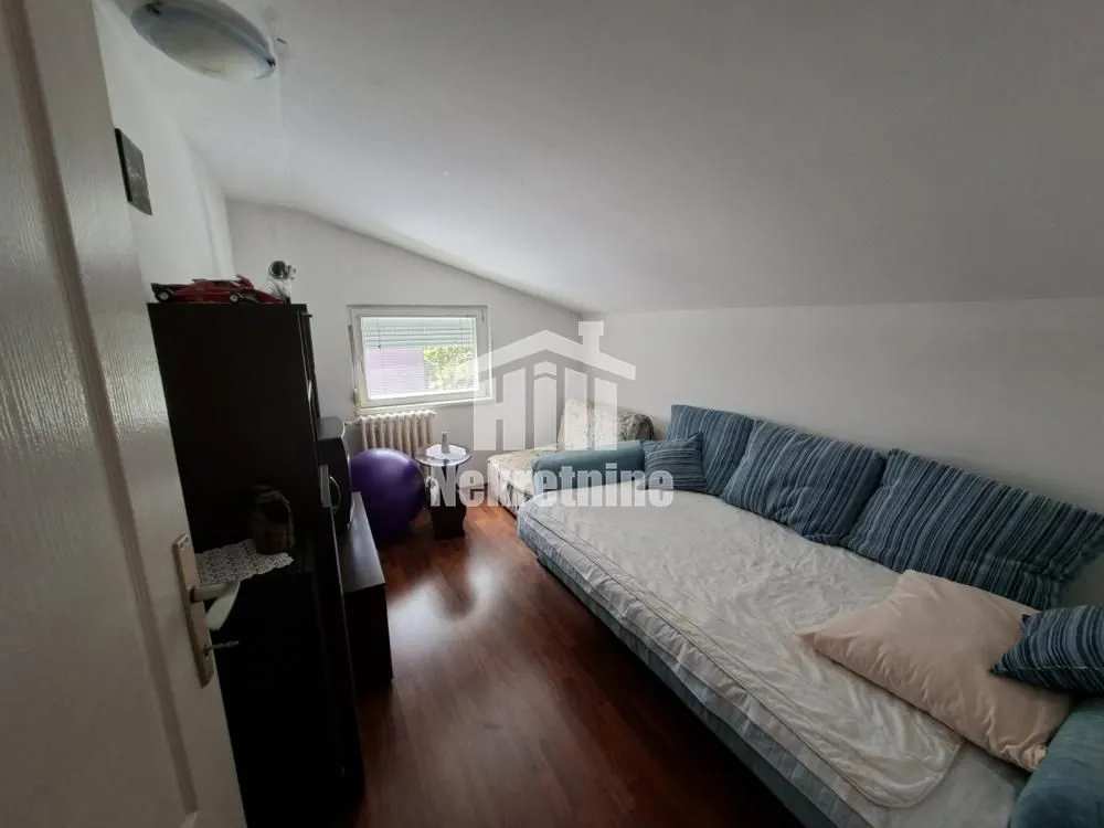 Sale, three bedroom apartment, 78m², Bezanijska Kosa 1, Bežanijska Kosa Sve Podlokacije