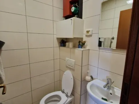 Rent, two bedroom apartment, 70m², City Kvart, Podgorica - image 11