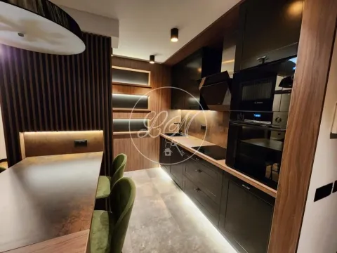 Prodaja, trosoban stan, 82m², Novi Beograd Blok 65, Novi Beograd Sve Podlokacije - image 2