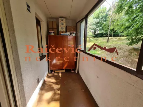 Prodaja, jednosoban stan, 49m², Brace Jerković, Voždovac Sve Podlokacije - image 4