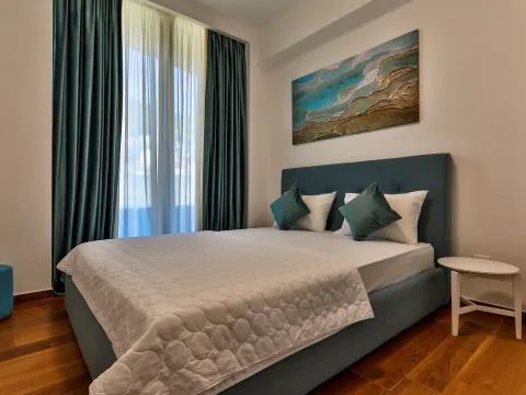 Rent, two bedroom apartment, 132m², Centar, Budva - image 9