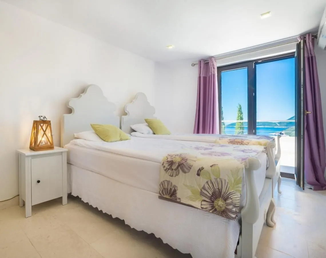 Prodaja, kuća, 240m², Žanjice, Herceg Novi