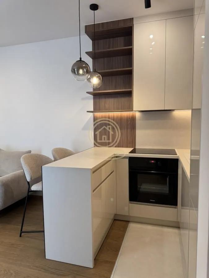 Izdavanje, jednosoban stan, 41m², Rotkvarija, Novi Sad Sve Podlokacije