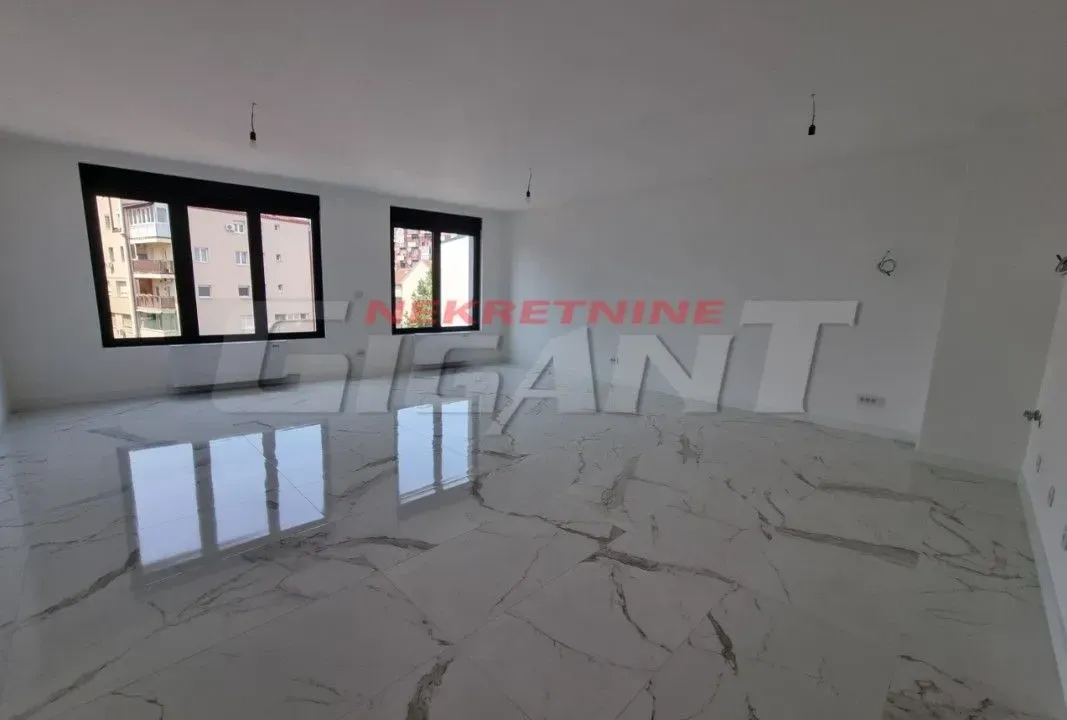 Sale, three bedroom apartment, 84m², Vukov Spomenik, Zvezdara Sve Podlokacije