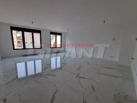 Sale, three bedroom apartment, 84m², Vukov Spomenik, Zvezdara Sve Podlokacije