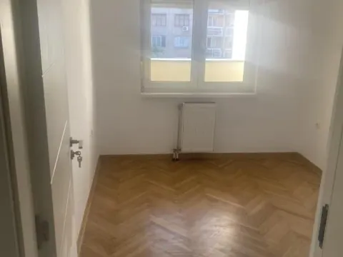 Prodaja, dvosoban stan, 40m², Sajmište, Novi Sad - image 3