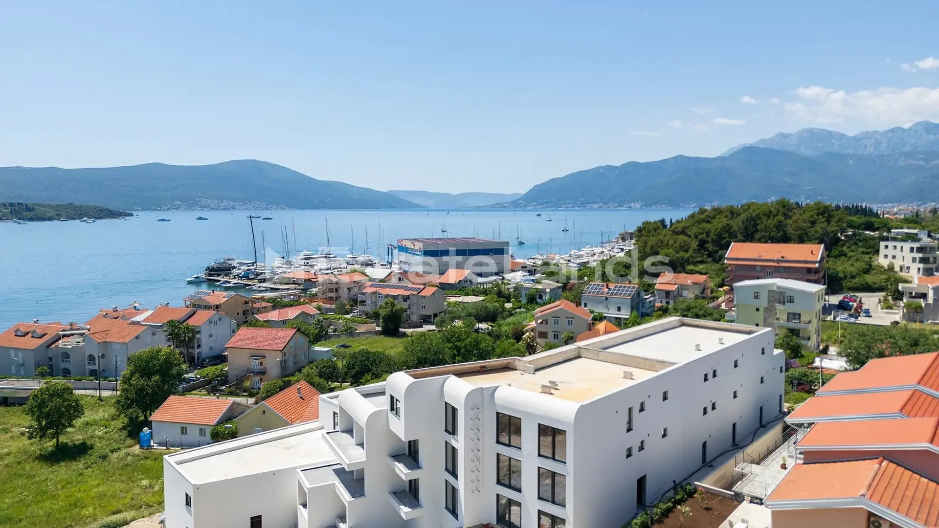 Prodaja, jednosoban stan, 56m², Bonići, Tivat