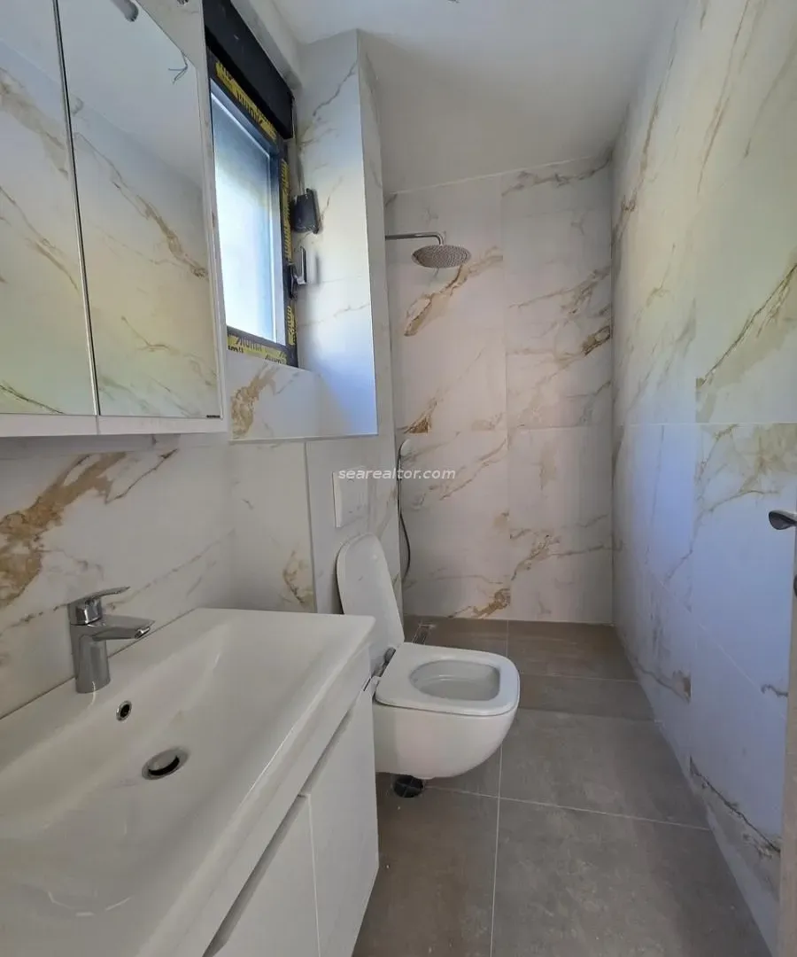 Prodaja, dvosoban stan, 61m², Tivat, Crna Gora