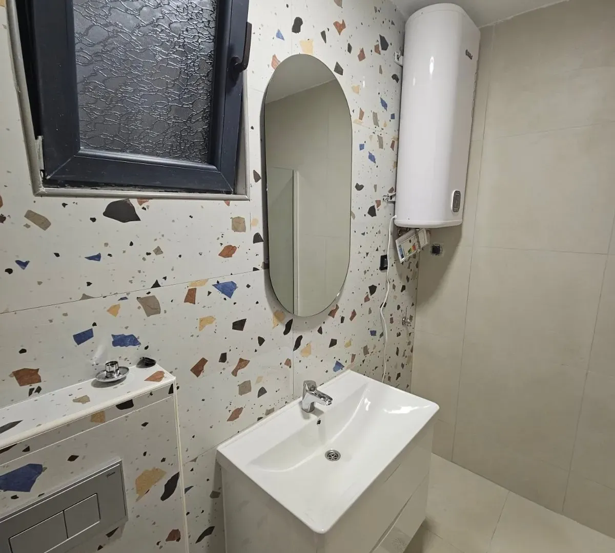 Prodaja, jednosoban stan, 47m², Đenovići, Herceg Novi