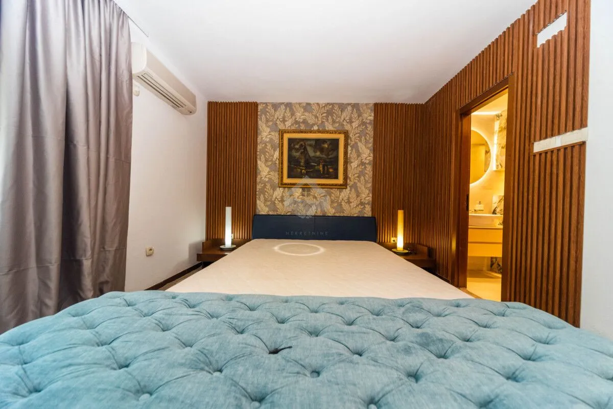 Rent, three bedroom apartment, 200m², Gorica C, Podgorica