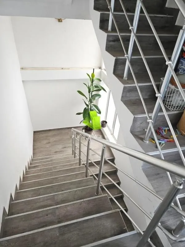 Prodaja, kuća, 285m², Medijana, Niš