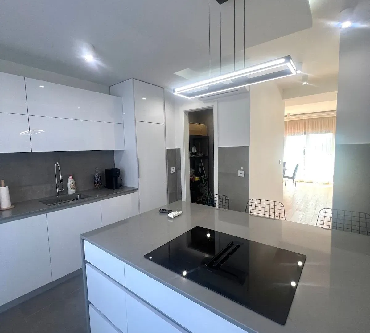 Rent, four bedroom apartment, 237m², Vračar Hram, Vračar Sve Podlokacije
