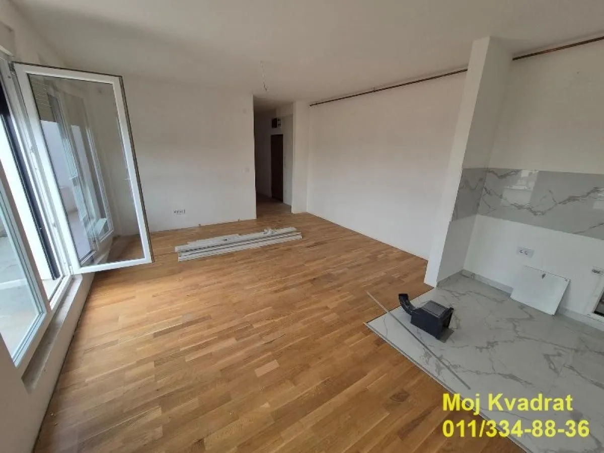 Prodaja, trosoban stan, 71m², Centar, Stara Pazova