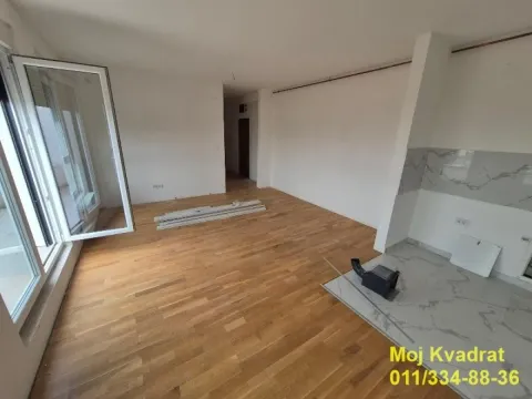 Prodaja, trosoban stan, 71m², Centar, Stara Pazova - image 2