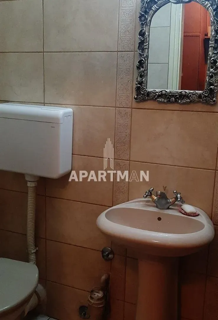 Prodaja, dvosoban stan, 73m², Vračar Sve Podlokacije, Beograd