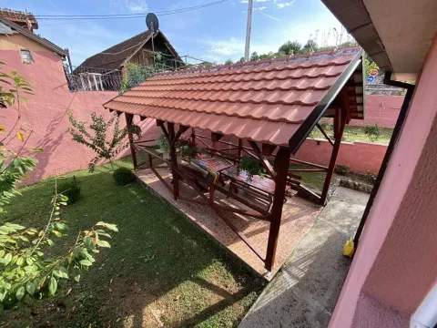 Rent, four bedroom apartment, 175m², Gornja Gorica, Podgorica - image 12