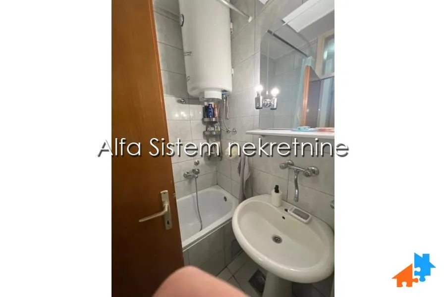 Rent, apartment, 40m², Južni Bulevar, Vračar Sve Podlokacije