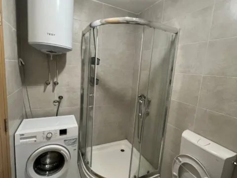 Izdavanje, jednosoban stan, 48m², Stari Aerodrom, Podgorica - image 6