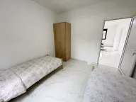 Izdavanje, trosoban stan, 85m2, Polje, Bar