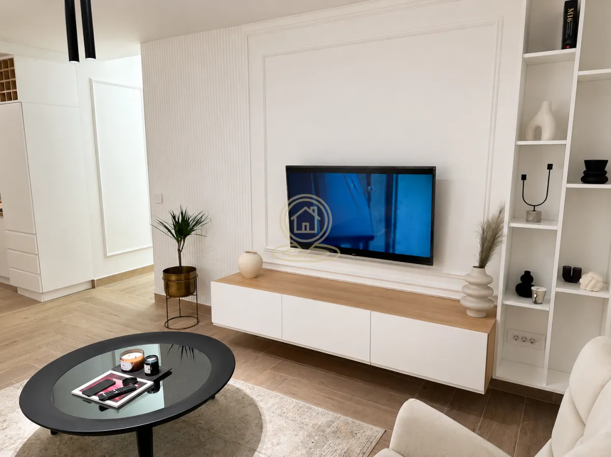 Rent, two bedroom apartment, 56m², Stari Grad, Beograd