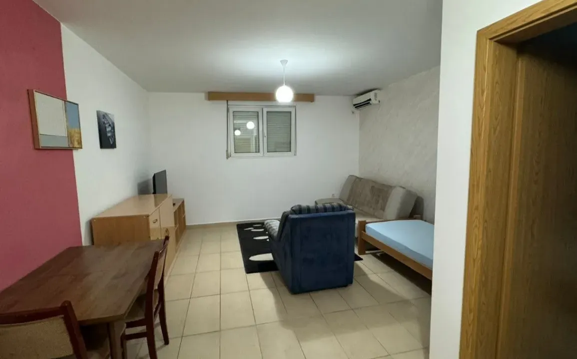 Rent, studio apartment, 35m², Zagorič, Podgorica
