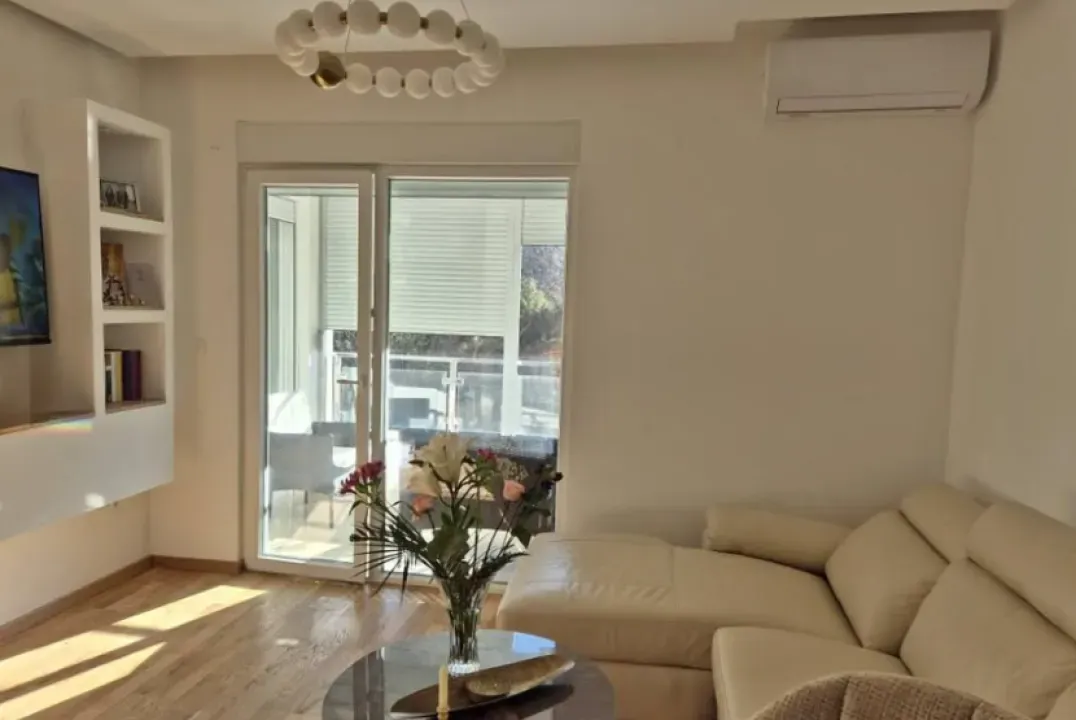 Sale, one bedroom apartment, 43m², Bečići, Budva