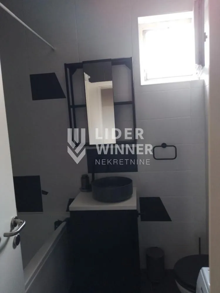 Rent, apartment, 130m², Đeram Pijaca, Beograd