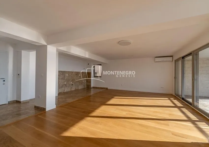 Sale, three bedroom apartment, 160m², Pržno, Budva