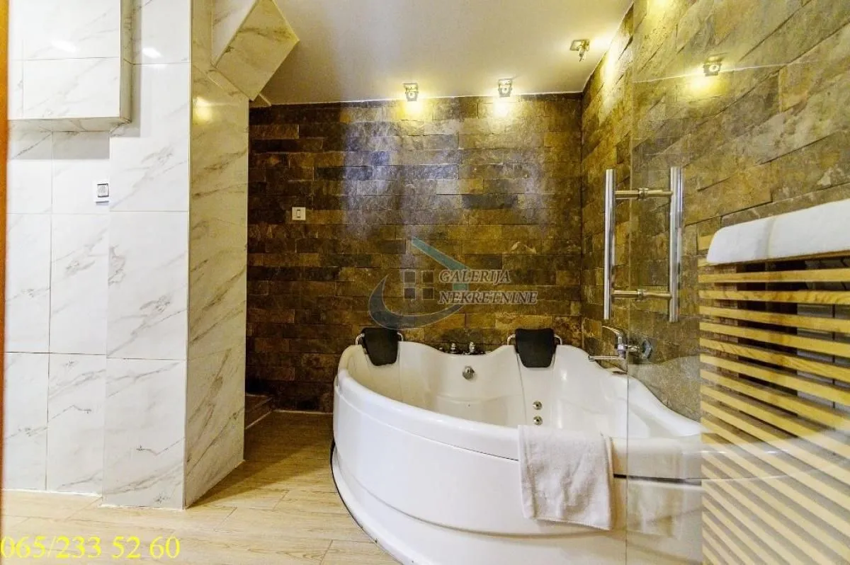 Prodaja, dvosoban stan, 44m², Cvetni Trg, Vračar Sve Podlokacije