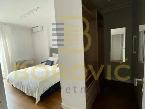 Izdavanje, trosoban stan, 90m², Kalenić Pijaca, Vračar Sve Podlokacije - image 4