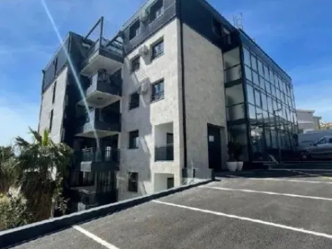 Rent, apartment, 150m², Sveti Stefan, Budva - image 2