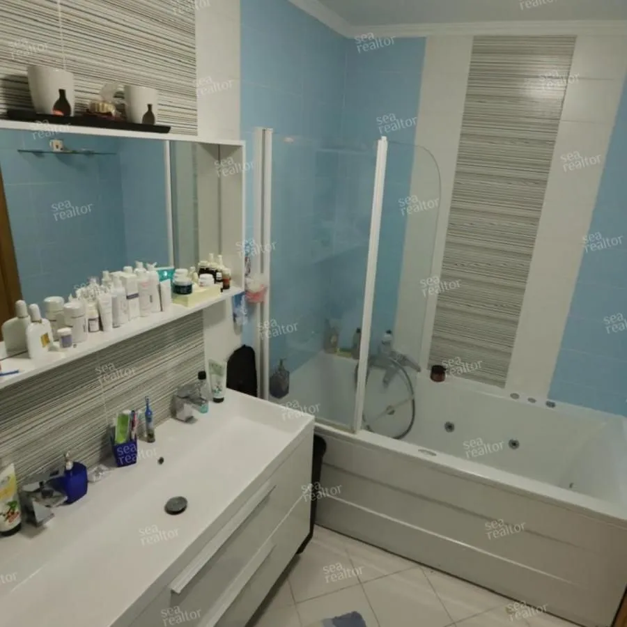 Prodaja, trosoban stan, 136m², Centar, Podgorica