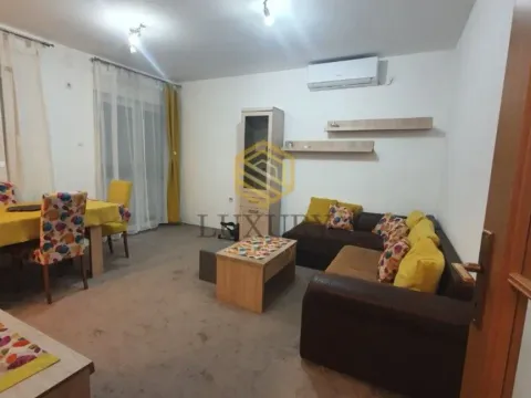 Rent, two bedroom apartment, 63m², Blok 9, Podgorica - image 6