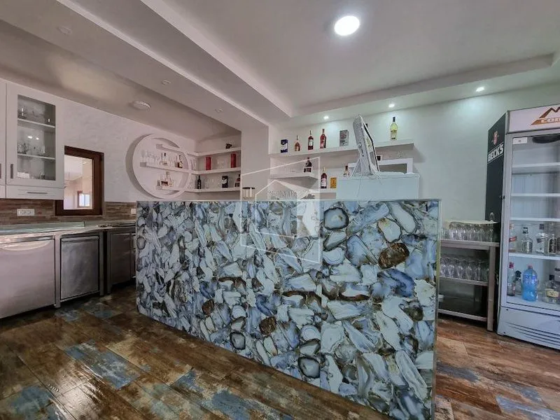 Sale, office space, 2000m², Šavnik, Crna Gora
