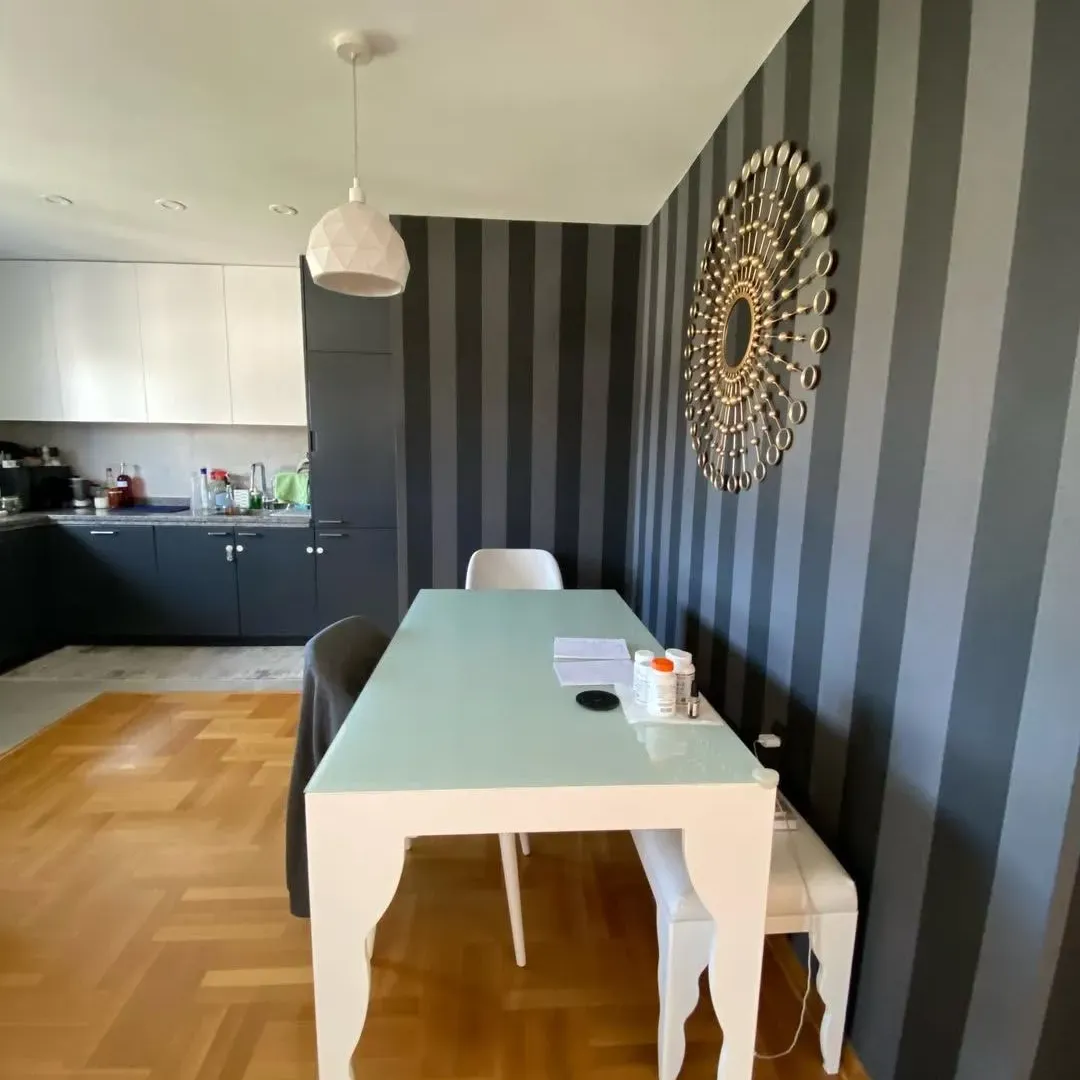 Izdavanje, trosoban stan, 120m², Centar, Podgorica