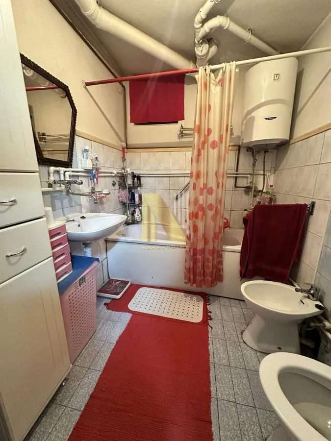 Prodaja, kuća, 229m², Klisa, Novi Sad Sve Podlokacije